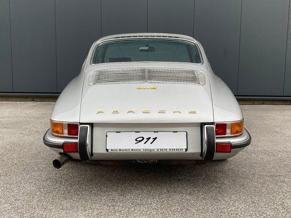 1969 Porsche 911S Coupe Silver — photo 10
