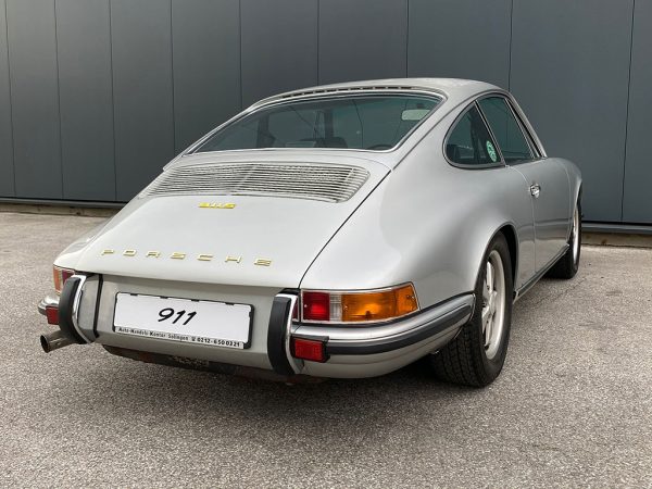 1969 Porsche 911S Coupe Silver — photo 12