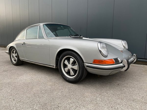 1969 Porsche 911S Coupe Silver — photo 2