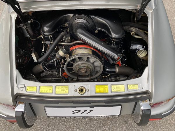 1969 Porsche 911S Coupe Silver — photo 36