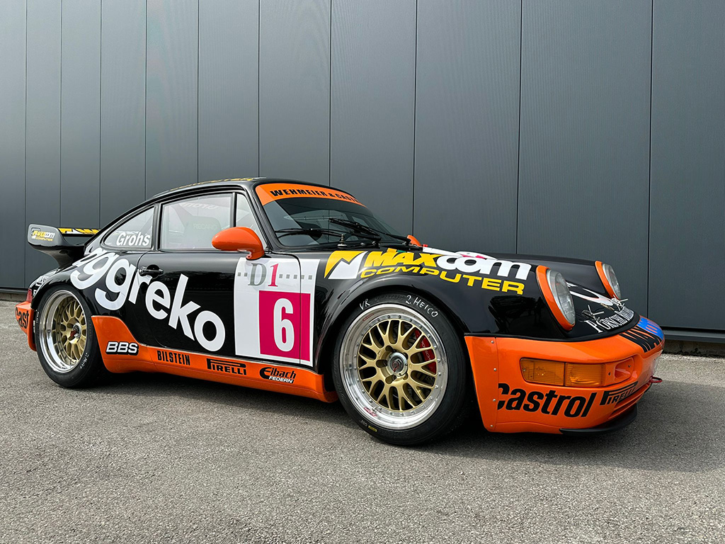 964 RSR rear engine bay detail