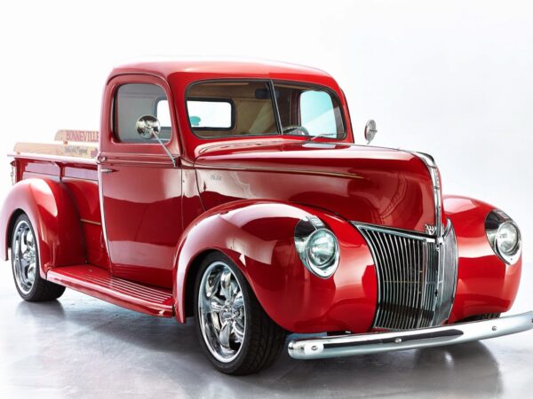1940 Ford — photo 2