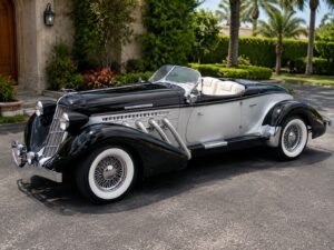 1933 Auburn Boattail Speedster Recreation